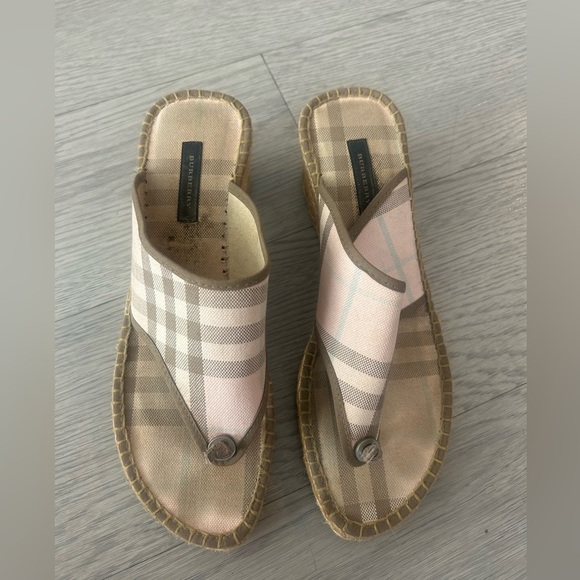 Burberry Platform Thong Espadrilles Nova Check Size 40 US 9.5W - Picture 1 of 6
